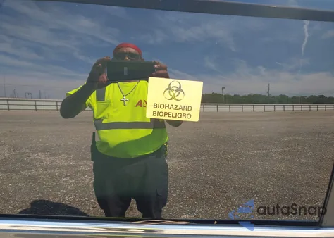 2018 Ram 1500 Lone Star Silver 4X2 5'7 Box from USA, damaged, VIN 1C6RR6LT0JS255251